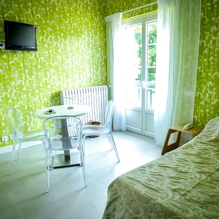 Hotel Les Goelands-2